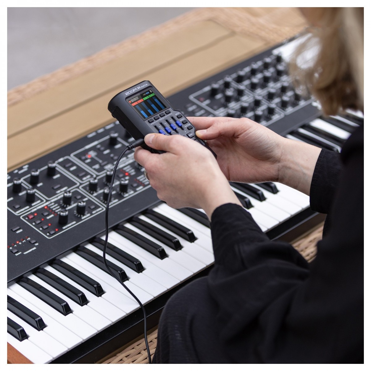 Zoom R4 MultiTrak 4-raitatallennin - Image 7