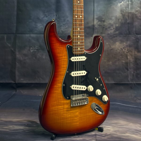 Fender Player Stratocaster® Plus Top - 2021 - käytetty sähkökitara - Image 2